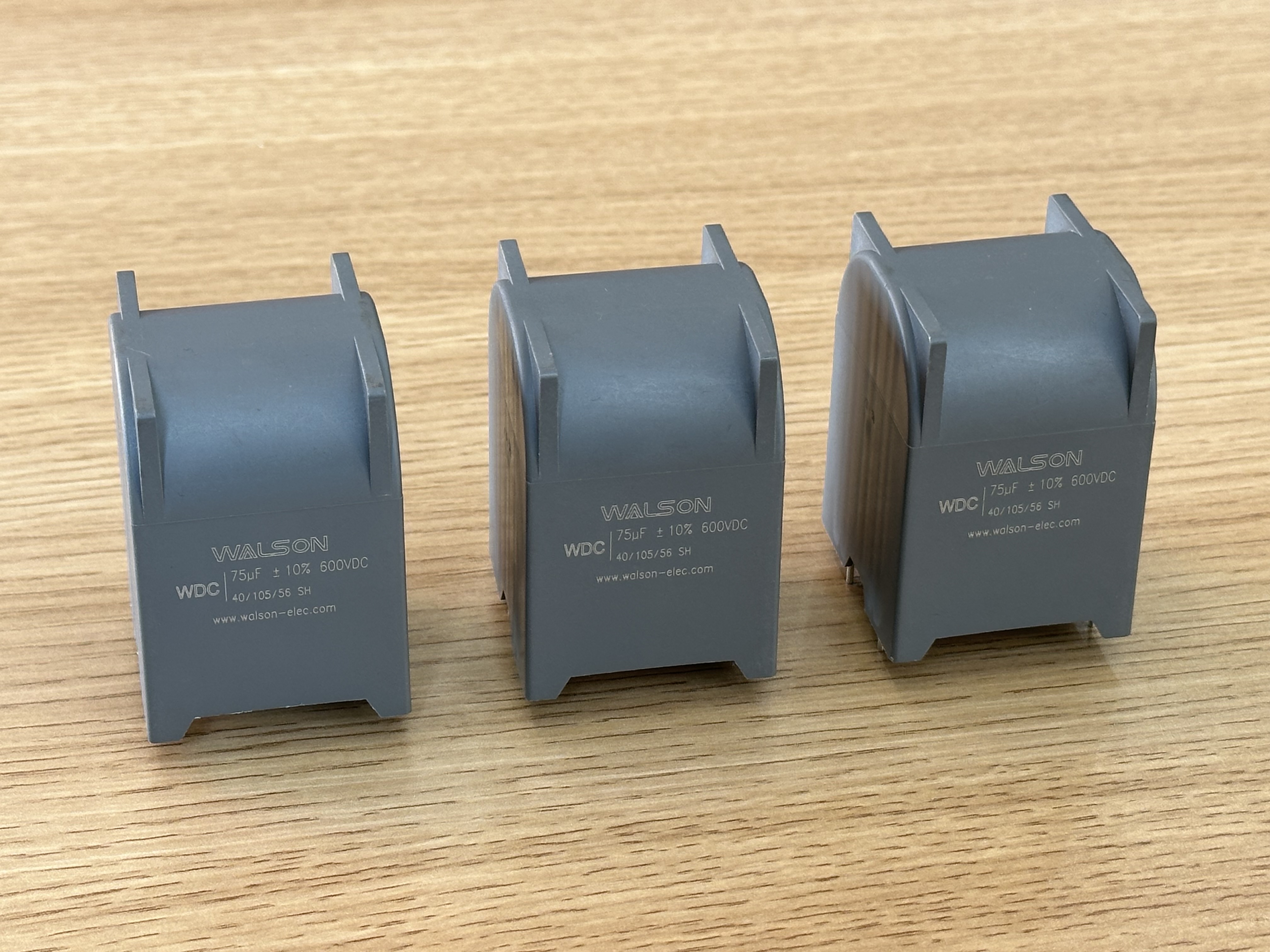 Tolkning av ESR/ESL-parametrar för filmkondensatorer och deras viktiga inverkan på utrustningens funktion