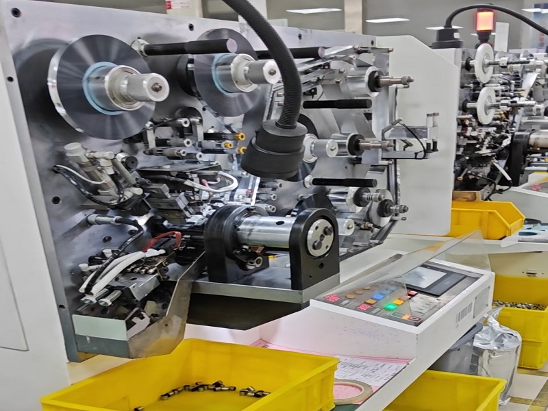 Bakom kulisserna: 10-stegs tillverkningsresa av filmkondensatorer för högeffektapplikationer